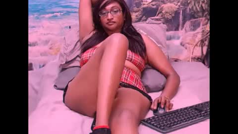 Shreya online show from 01-25-25, 10:28