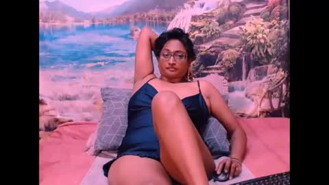 Shreya online show from 02-13-25, 07:21