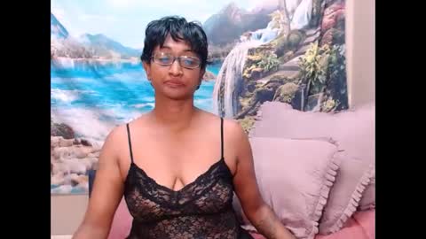 Shreya online show from 02-24-25, 01:35