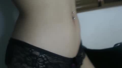 Indiazinha online show from 01-05-25, 02:06