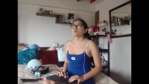indica sativa online show from 09-16-25, 04:52