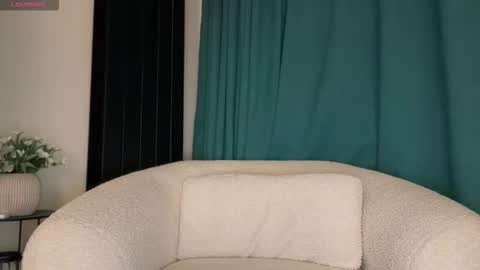 Snapshot of indikaflower chatting on 09-24-25, 08:34 Indika Flower online show from 09-24-25, 08:34