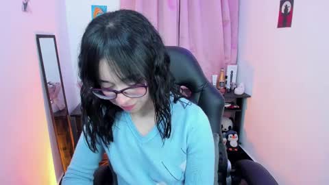 Snapshot of indra_cam chatting on 02-21-25, 05:13 Diana online show from 02-21-25, 05:13