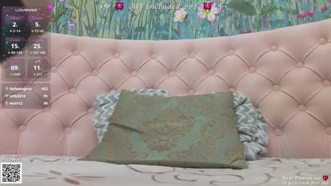 Snapshot of indrablack chatting on 01-22-25, 10:05 Indra. I like it if you call me Indie online show from 01-22-25, 10:05