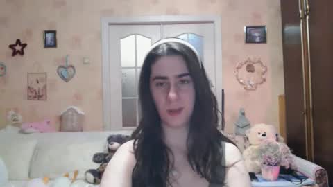 Snapshot of inelika chatting on 11-14-25, 10:18 Inna online show from 11-14-25, 10:18