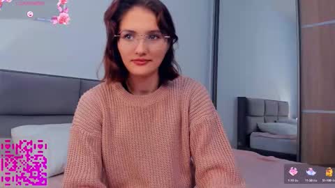 Kira online show from 10-13-25, 04:01