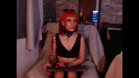 MOLLY online show from 01-09-26, 02:25