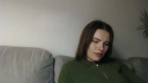 Snapshot of infinitiq45 chatting on 01-27-25, 09:55 Sweet girl online show from 01-27-25, 09:55