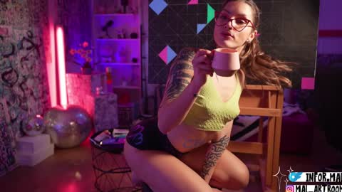 MAL ---  online show from 02-01-25, 03:19