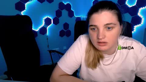 inga_gree online show from 11-28-25, 09:56