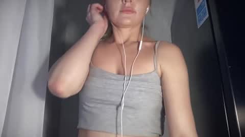 iniva05 online show from 04-13-26, 03:06