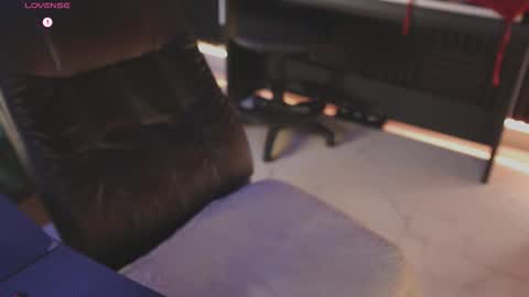 Dayana  online show from 11-12-25, 08:19