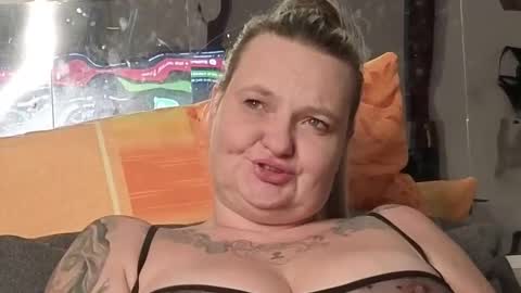 inkedblondi online show from 10-07-25, 02:09