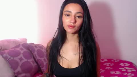 Abril online show from 11-26-25, 08:43