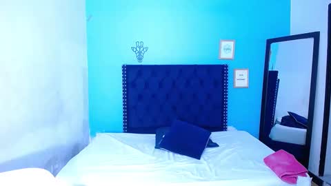 innocent_sexybaby online show from 10-07-25, 08:17