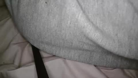 Snapshot of instructor22 chatting on 11-16-25, 09:31 instructor22 online show from 11-16-25, 09:31