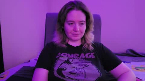 Faye online show from 10-25-25, 03:03