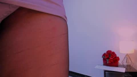 Pantyhose Queen online show from 04-05-26, 07:55