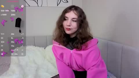 Snapshot of ireneharris chatting on 11-07-25, 09:09 Maxin online show from 11-07-25, 09:09