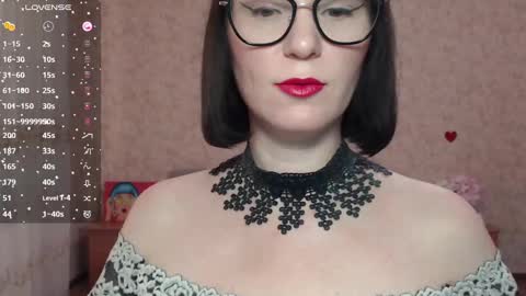 IrenLarasani online show from 02-19-25, 10:01