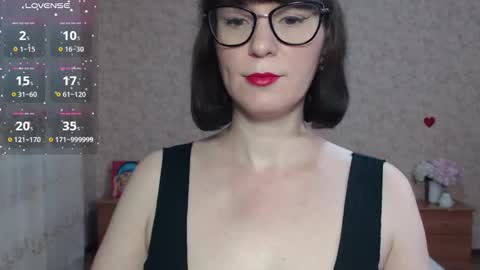 IrenLarasani online show from 11-17-25, 05:57