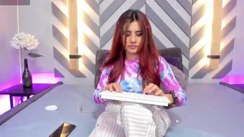 Iris Rosse online show from 09-12-25, 04:29