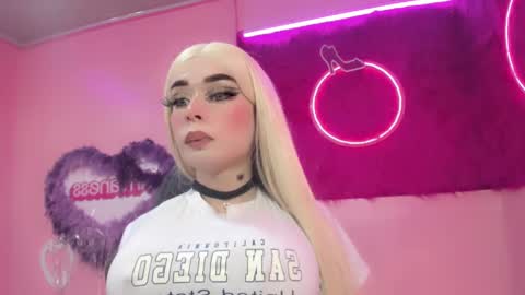 Snapshot of irina_lechera_ chatting on 12-06-24, 12:02 Irina online show from 12-06-24, 12:02