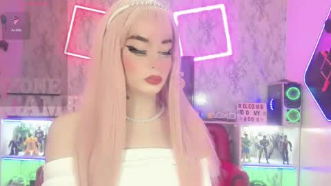 Snapshot of irina_lechera_ chatting on 03-06-25, 07:43 Irina online show from 03-06-25, 07:43