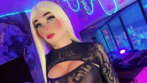 Snapshot of irina_lechera_ chatting on 09-13-25, 07:24 Irina online show from 09-13-25, 07:24