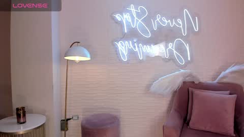 Snapshot of irinaportman chatting on 12-14-24, 03:07 Irina online show from 12-14-24, 03:07