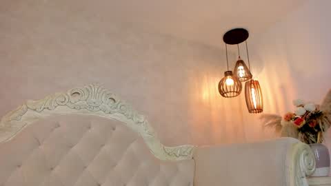 Irinnah Lottus online show from 02-11-25, 01:31