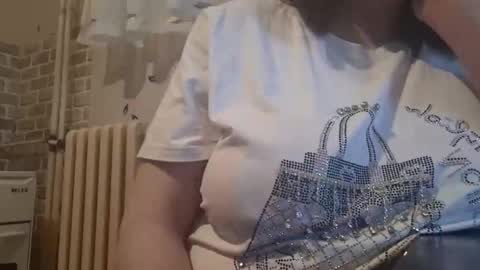 Snapshot of irinnak chatting on 02-22-25, 02:19 IrinnaK online show from 02-22-25, 02:19