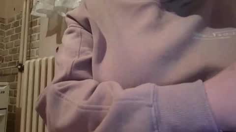 Snapshot of irinnak chatting on 02-25-25, 11:11 IrinnaK online show from 02-25-25, 11:11