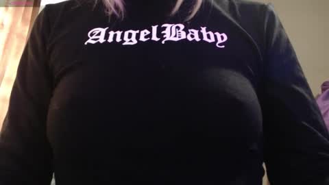 Lily online show from 11-15-25, 09:28