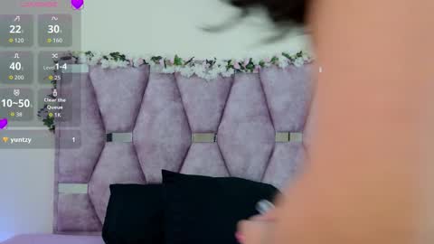 Snapshot of iris_mandarinne chatting on 11-19-25, 04:29 Iris online show from 11-19-25, 04:29