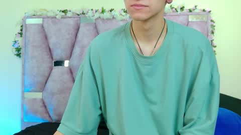 Iris online show from 12-20-25, 04:36