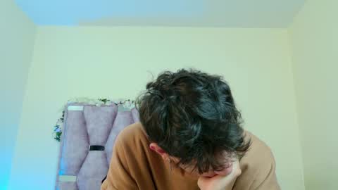 Iris online show from 12-23-25, 10:46