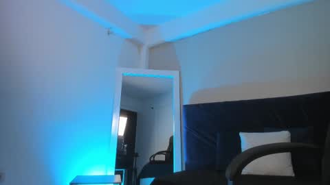 iris_parkerr online show from 10-03-25, 12:02