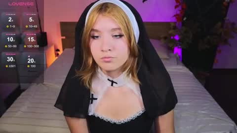 Iris  online show from 10-20-25, 09:43