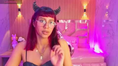 Iris  online show from 11-10-25, 08:41