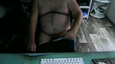 Snapshot of irishdudeloveoib chatting on 12-27-24, 01:18 Irishdudelove online show from 12-27-24, 01:18