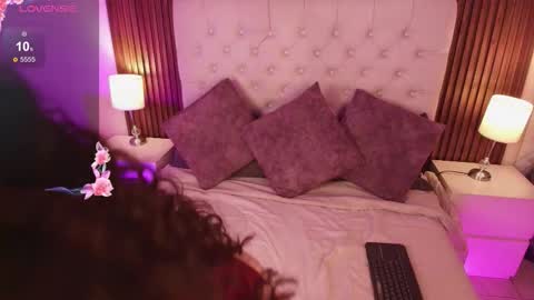 irislaurent online show from 02-17-26, 08:04