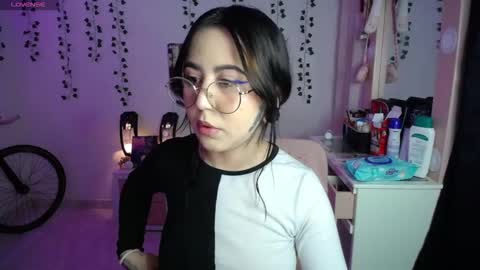 Iris  online show from 11-27-25, 04:58