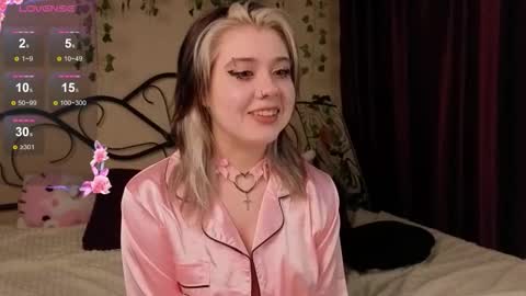 I am Cutie Iris3 online show from 11-10-25, 07:40