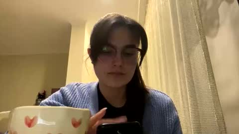 irisss31 online show from 03-12-26, 07:20