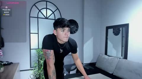 Iron Tous online show from 03-02-26, 08:59