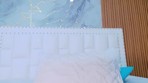 Sandy  online show from 11-11-25, 12:38