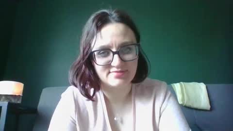 Snapshot of irresistibleparis chatting on 04-10-26, 05:45 Paris online show from 04-10-26, 05:45