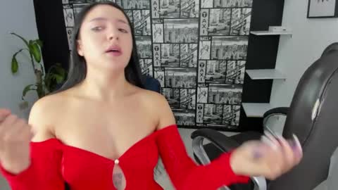 Isa and Natasha online show from 02-25-25, 11:30