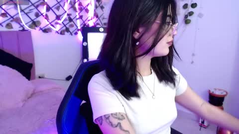 isabela online show from 10-21-25, 08:31